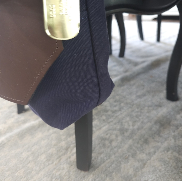 R.Riveter Hobby Signature Navy Canvas + Brown Leather Bottom with Brass Feet Han - Picture 9 of 12